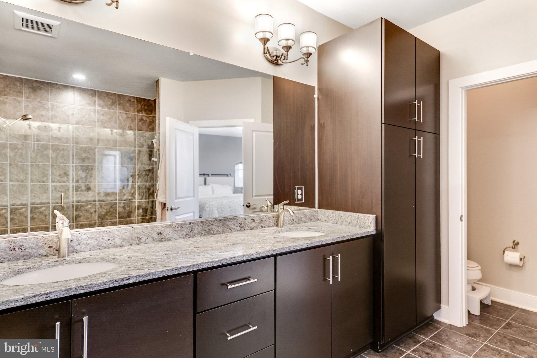 POTOMAC YARD - Residential Lease