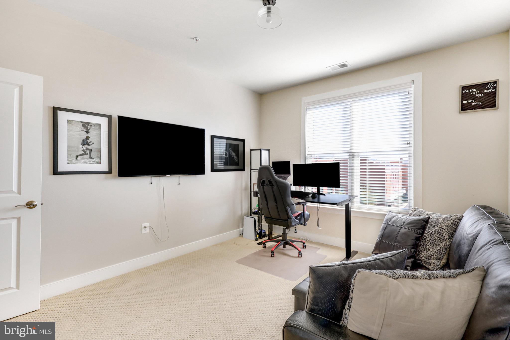 POTOMAC YARD - Residential Lease