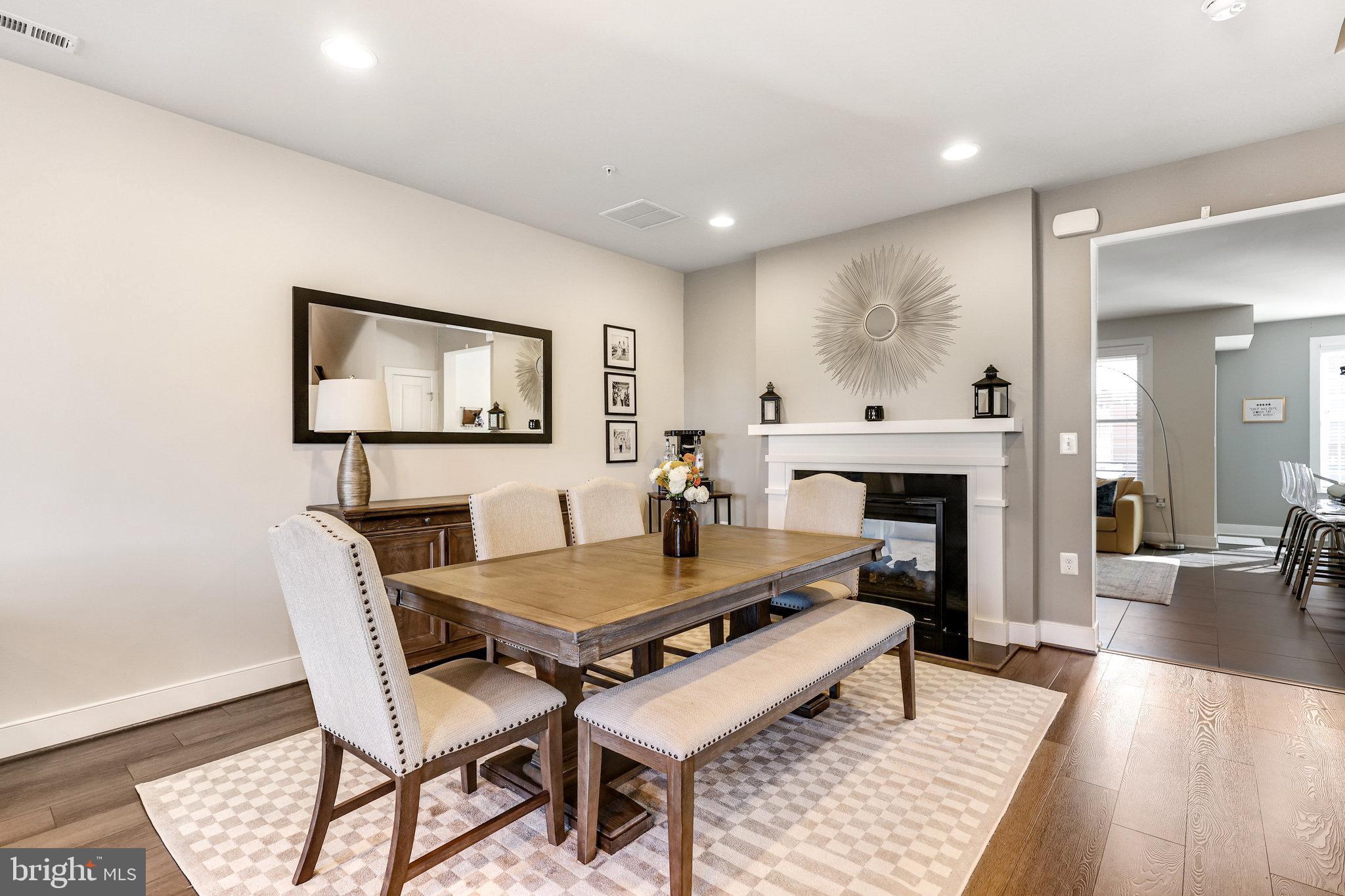 POTOMAC YARD - Residential Lease