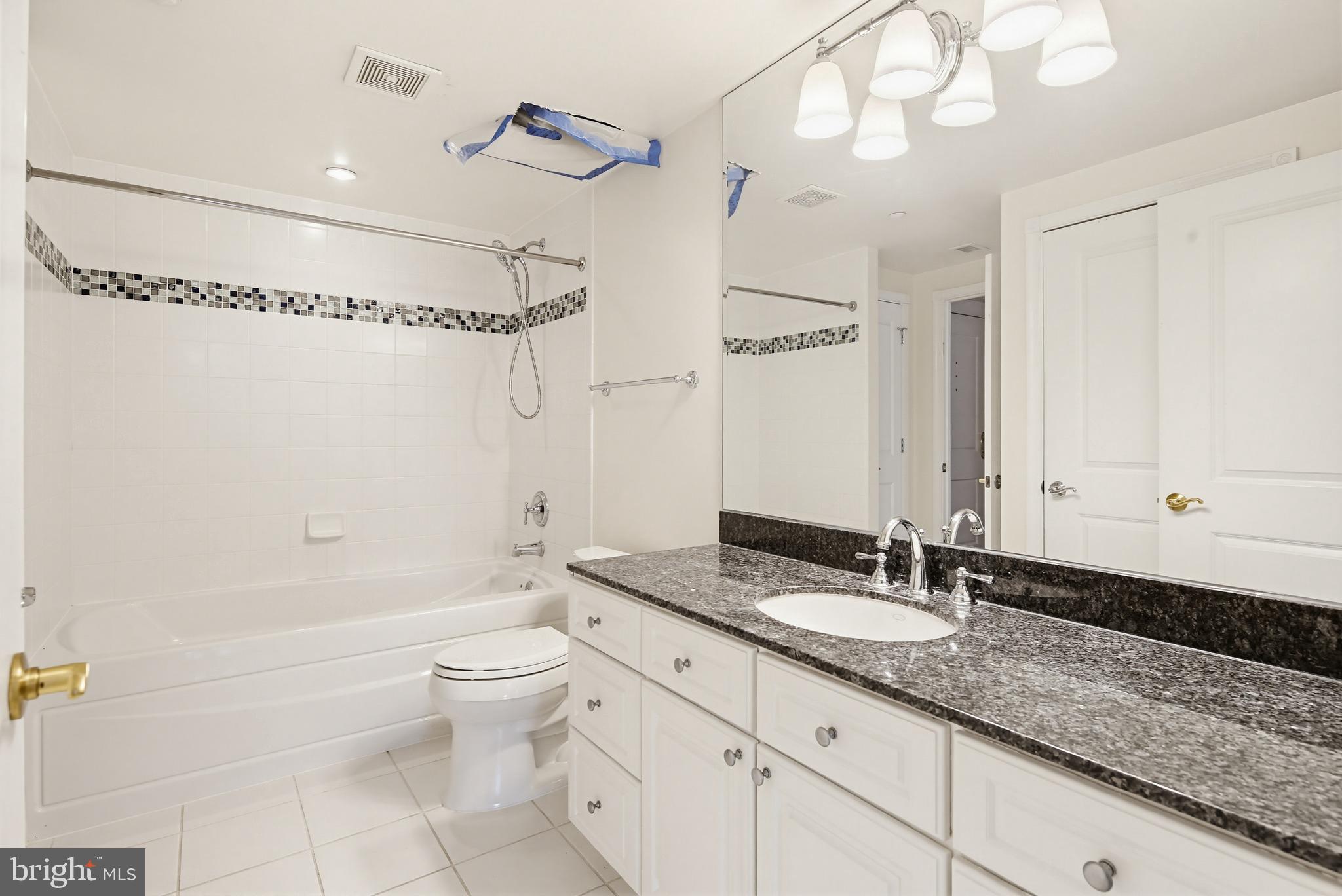 RESIDENCES AT PARK PLACE - Residential