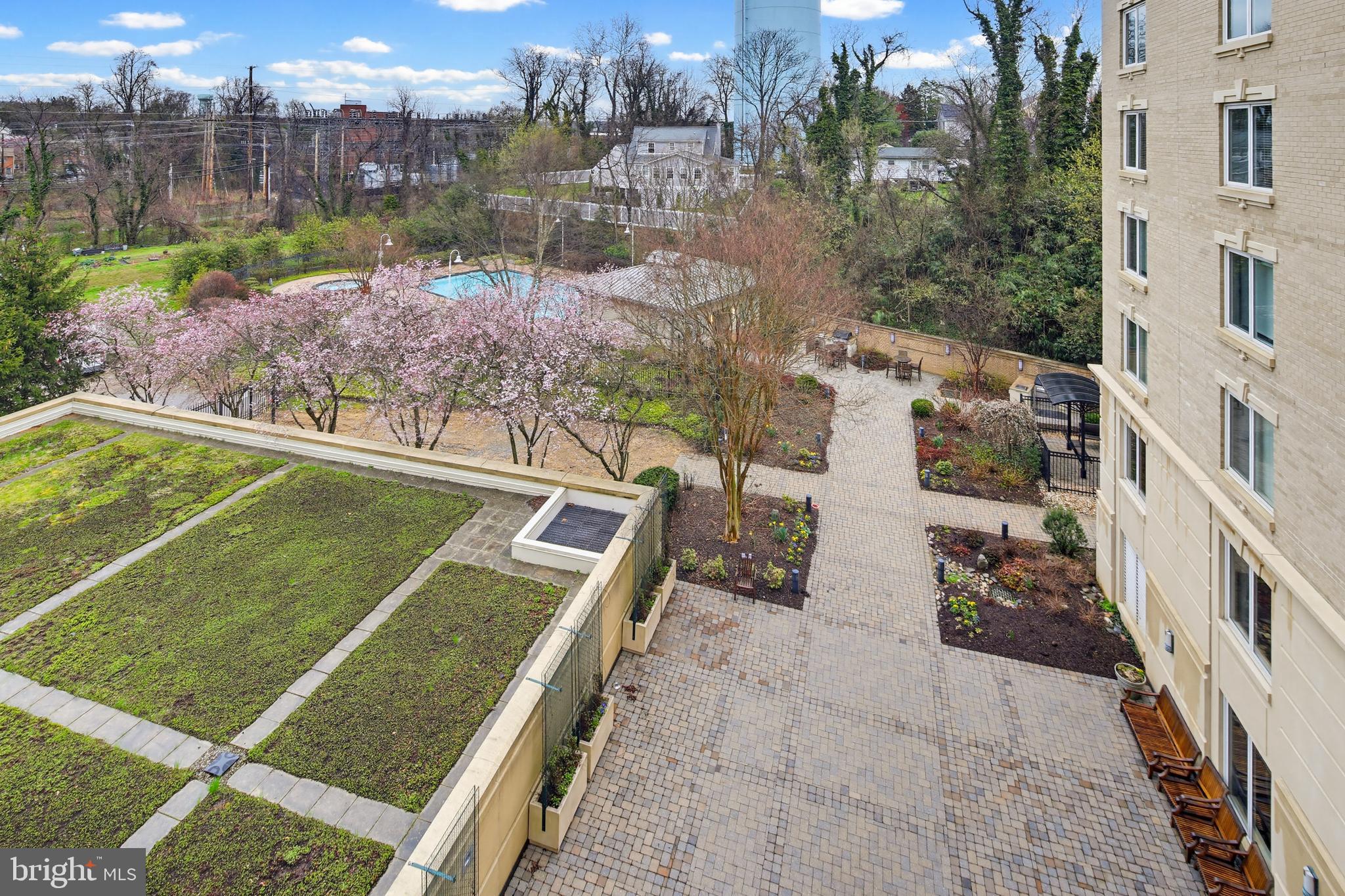 RESIDENCES AT PARK PLACE - Residential