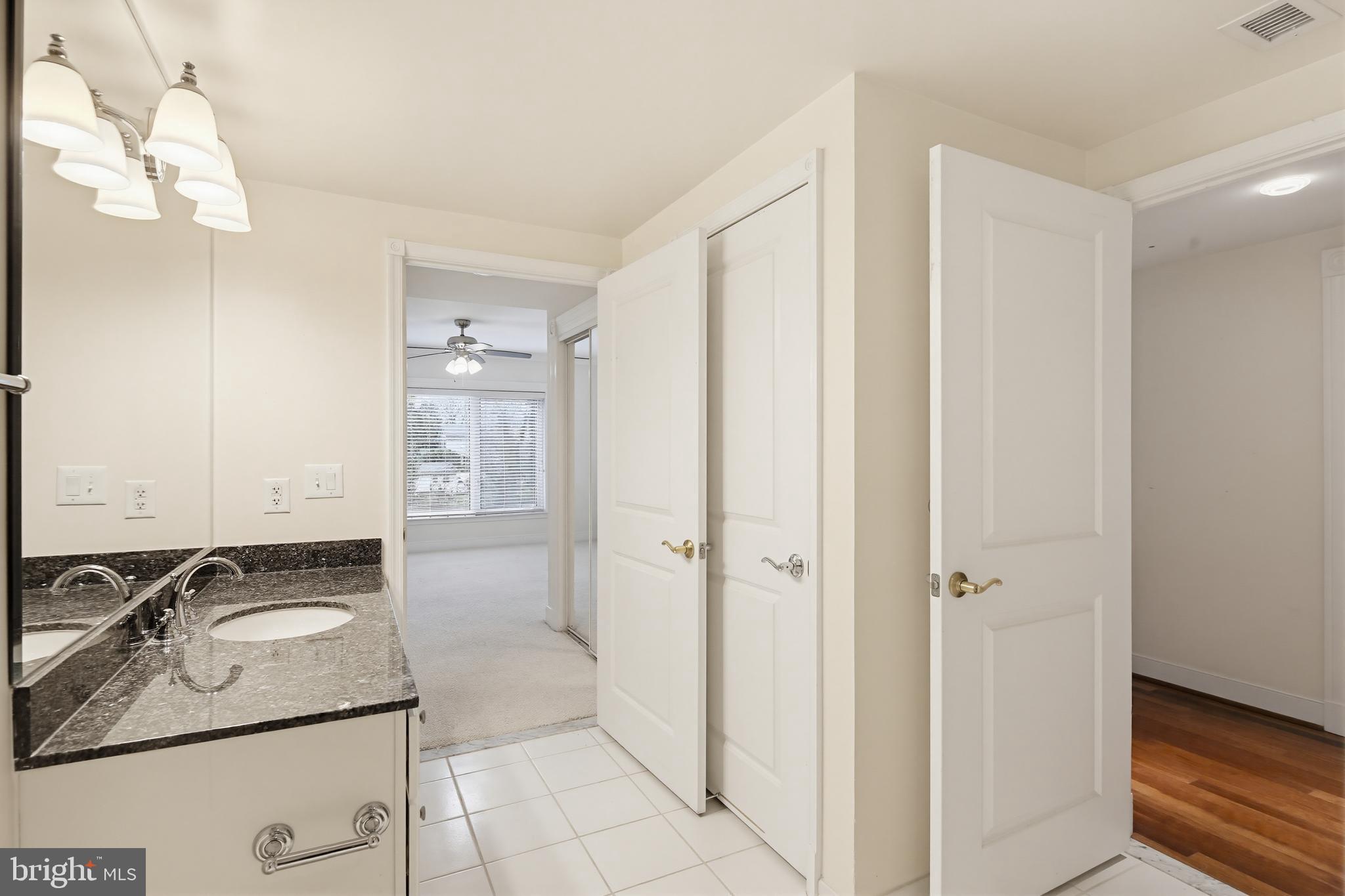 RESIDENCES AT PARK PLACE - Residential