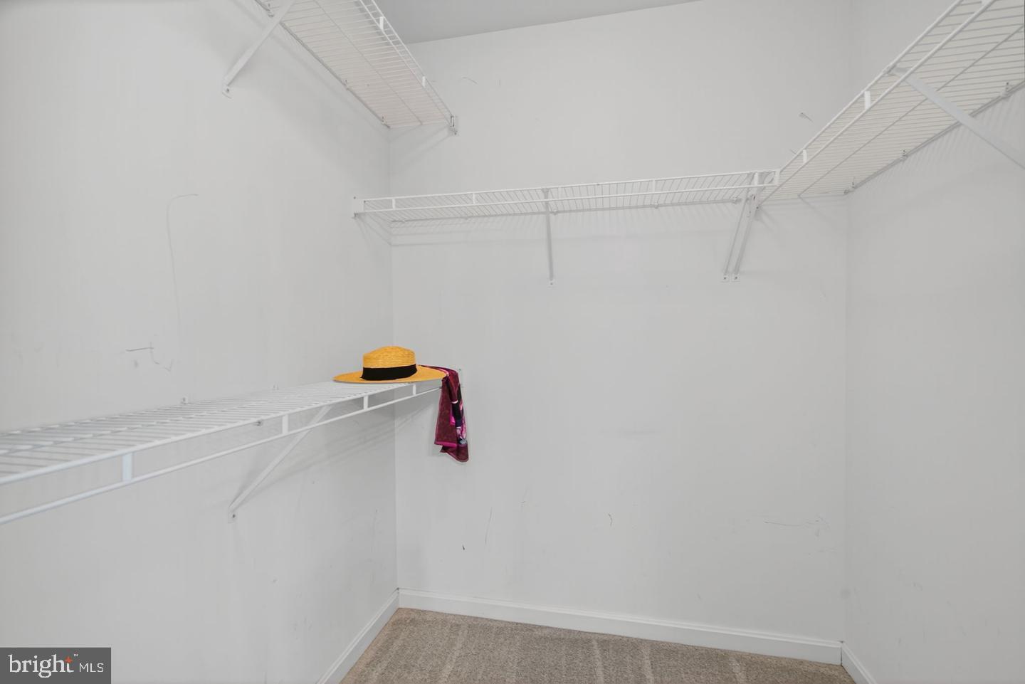 WAYSIDE VILLAGE - Residential Lease