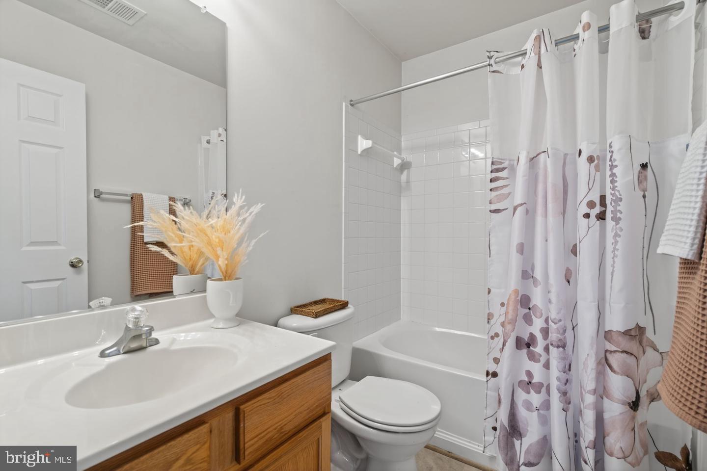 WAYSIDE VILLAGE - Residential Lease