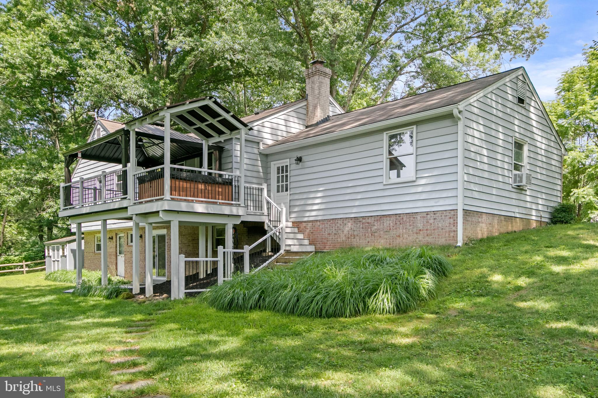 2209 COFFEEWOOD COURT