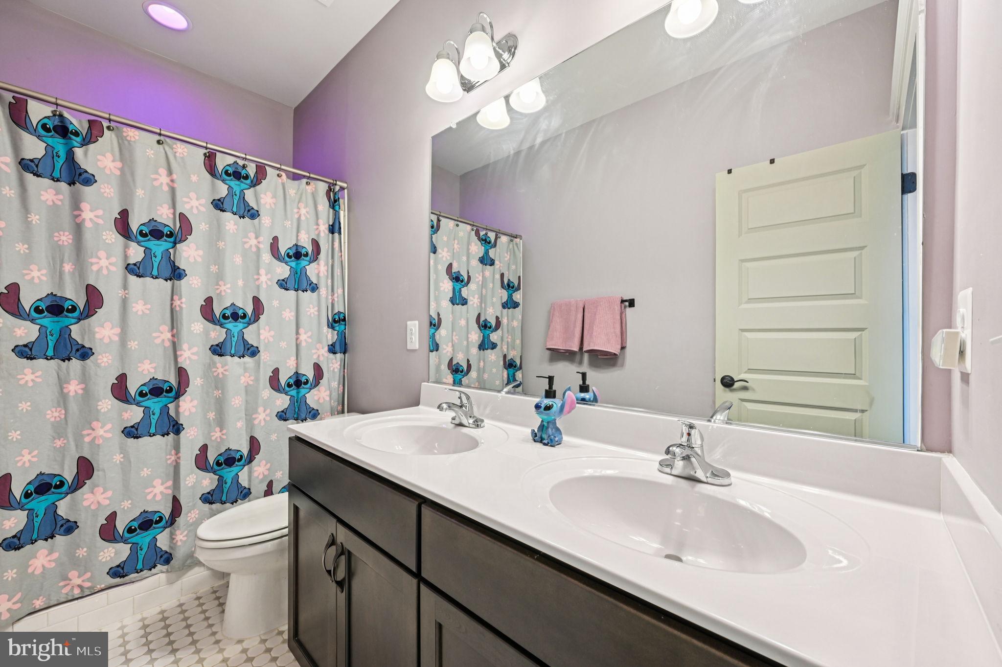 SANCTUARY AT SOUTH RIVER - Residential