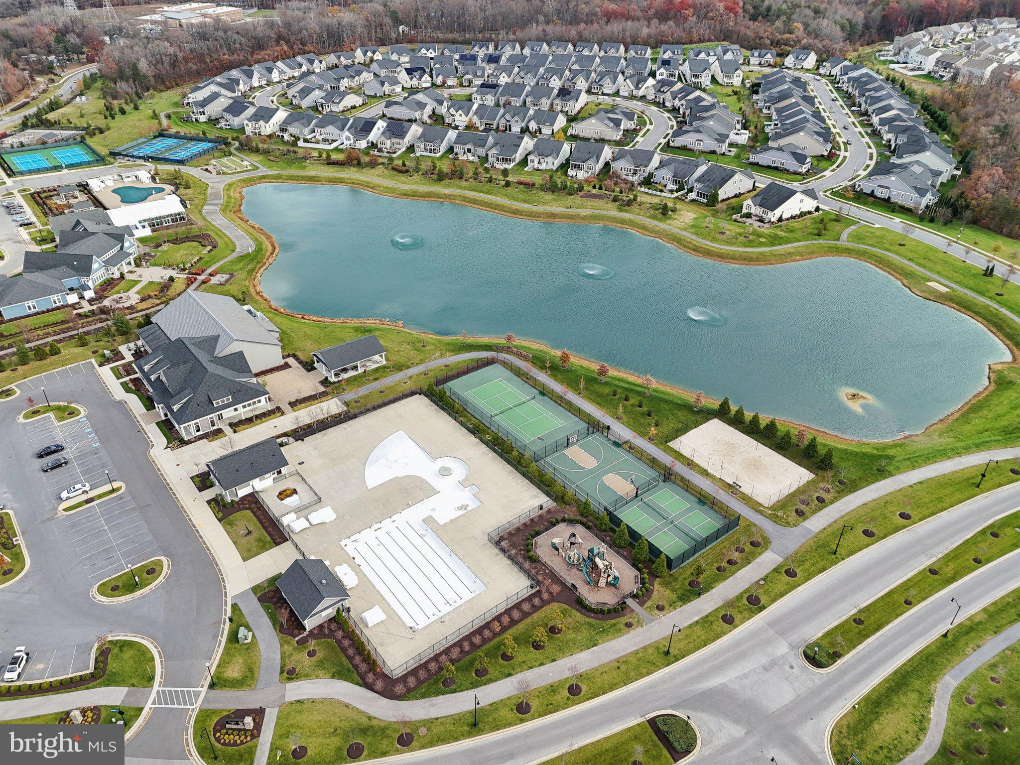 SANCTUARY AT SOUTH RIVER - Residential