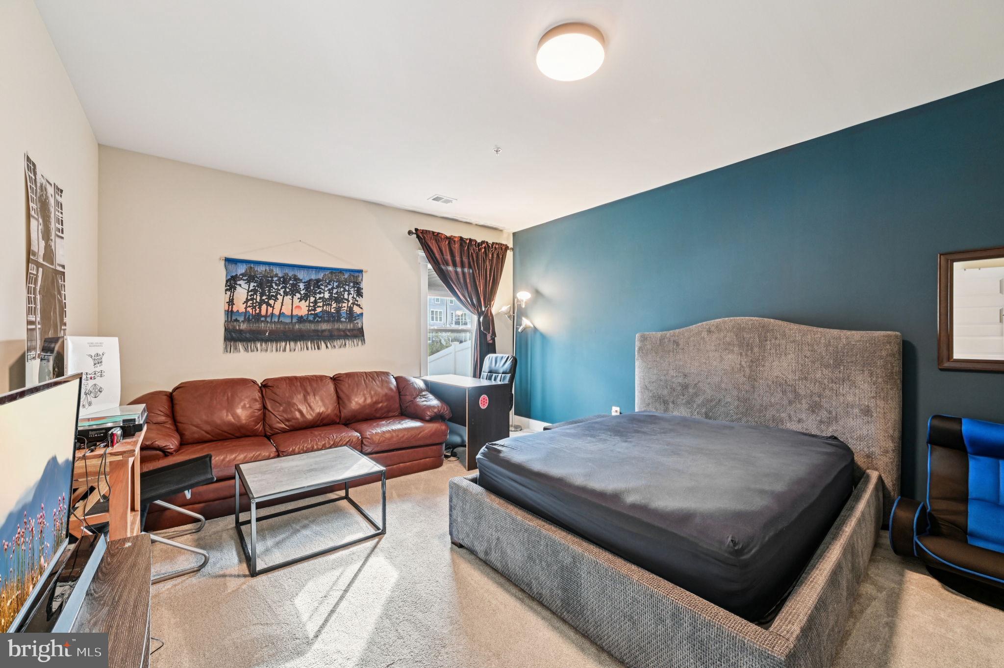 SANCTUARY AT SOUTH RIVER - Residential