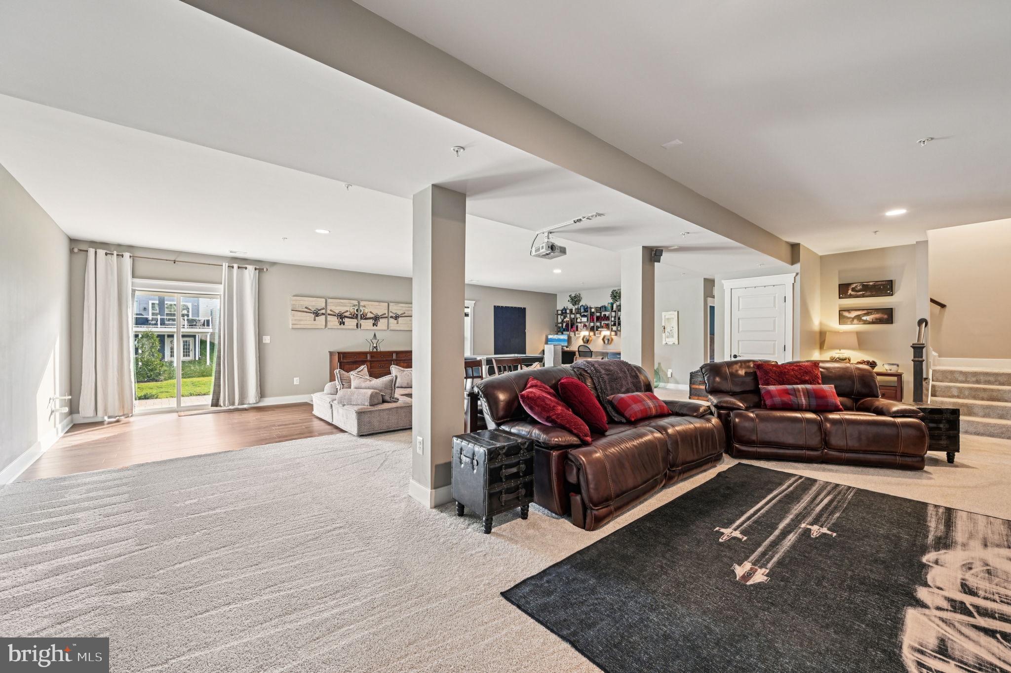 SANCTUARY AT SOUTH RIVER - Residential