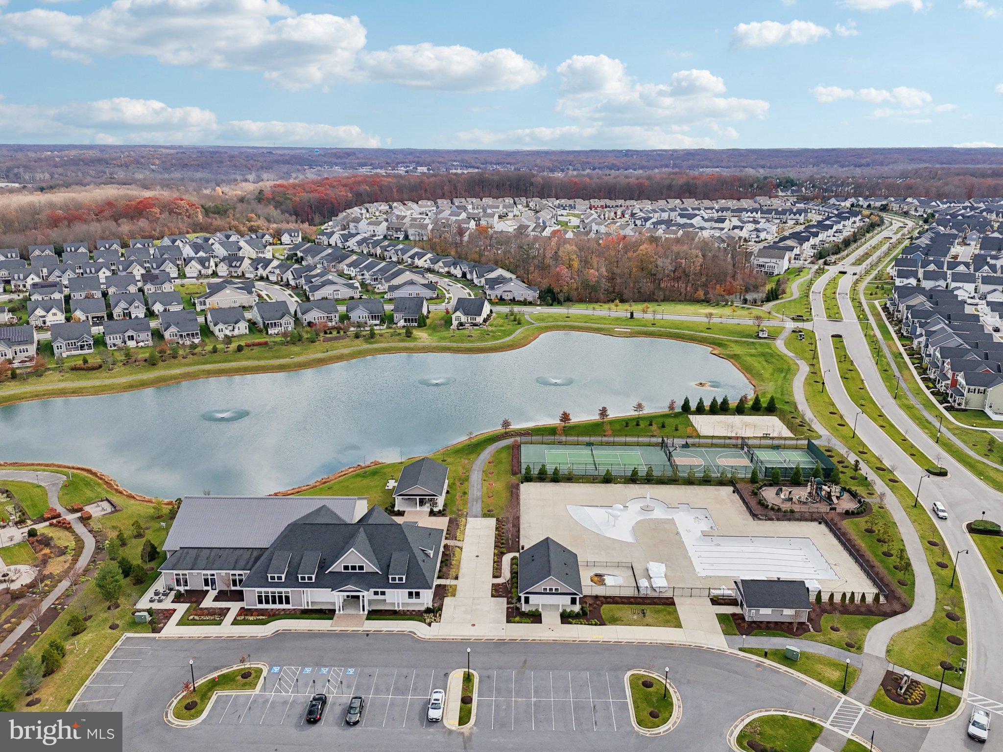 SANCTUARY AT SOUTH RIVER - Residential