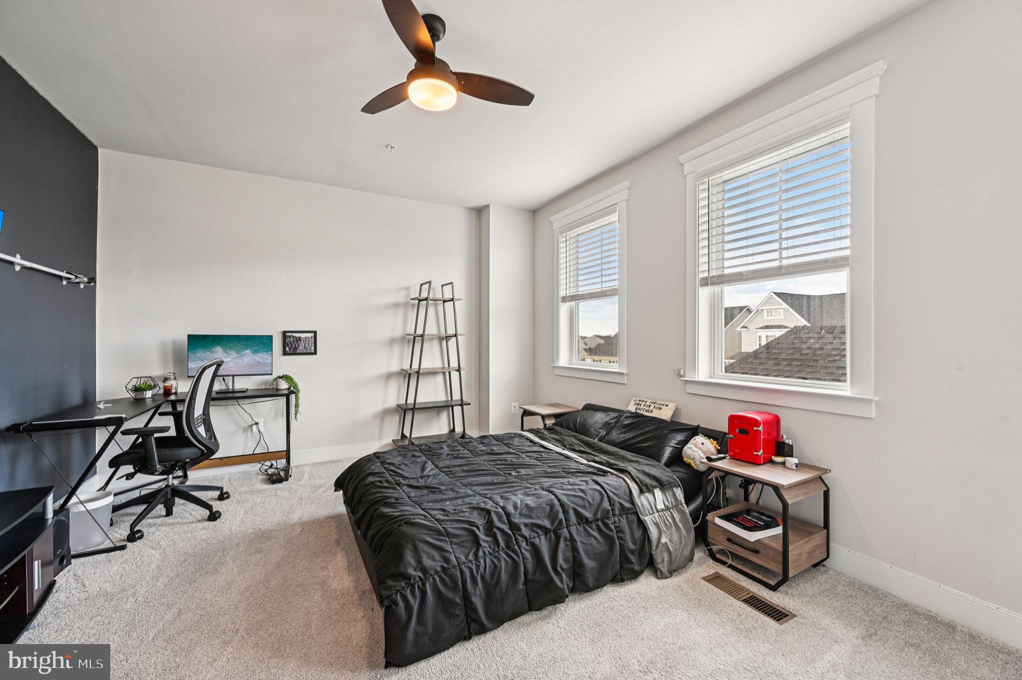 SANCTUARY AT SOUTH RIVER - Residential