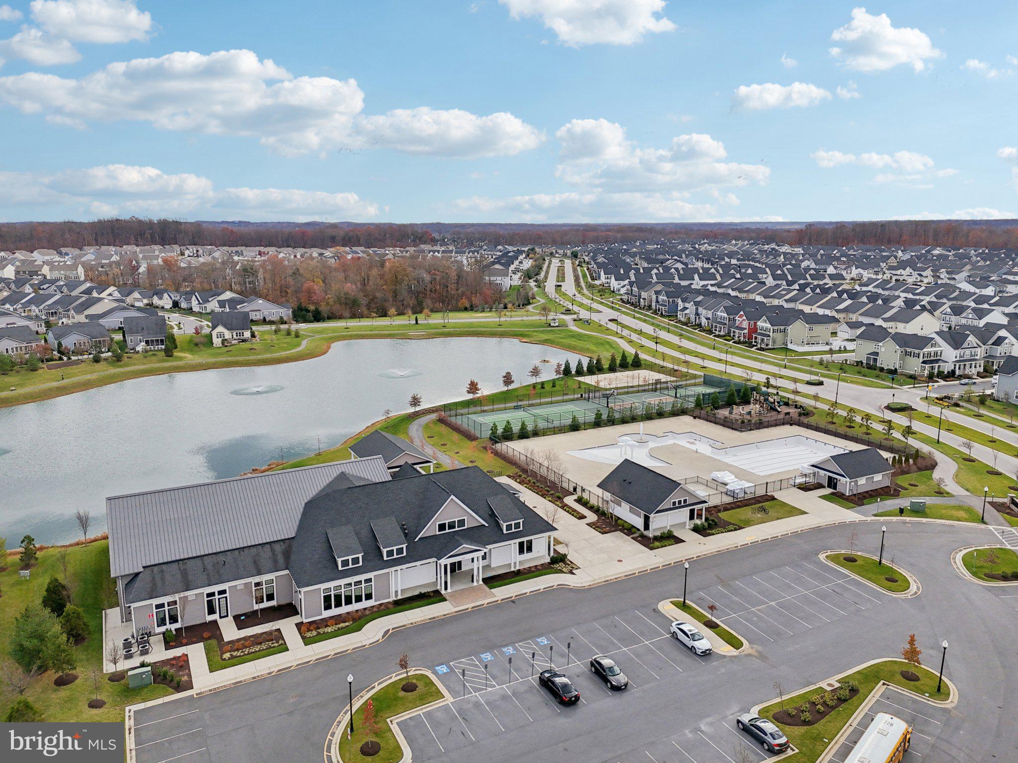 SANCTUARY AT SOUTH RIVER - Residential