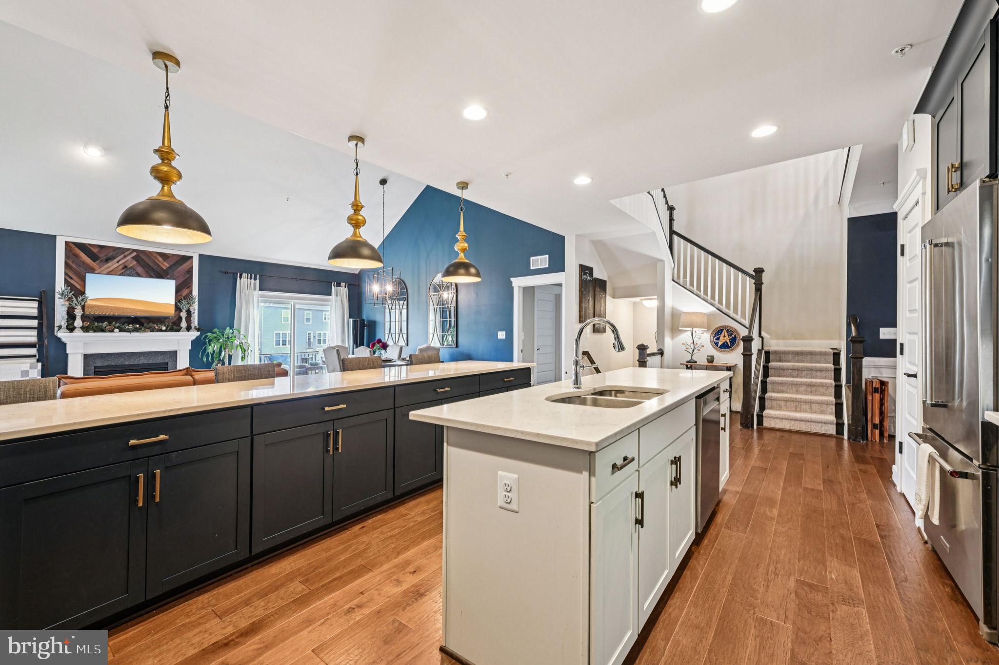 SANCTUARY AT SOUTH RIVER - Residential