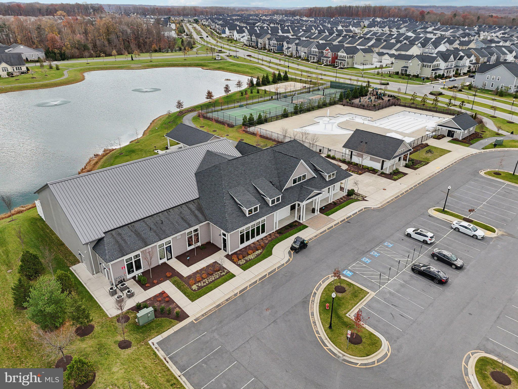 SANCTUARY AT SOUTH RIVER - Residential