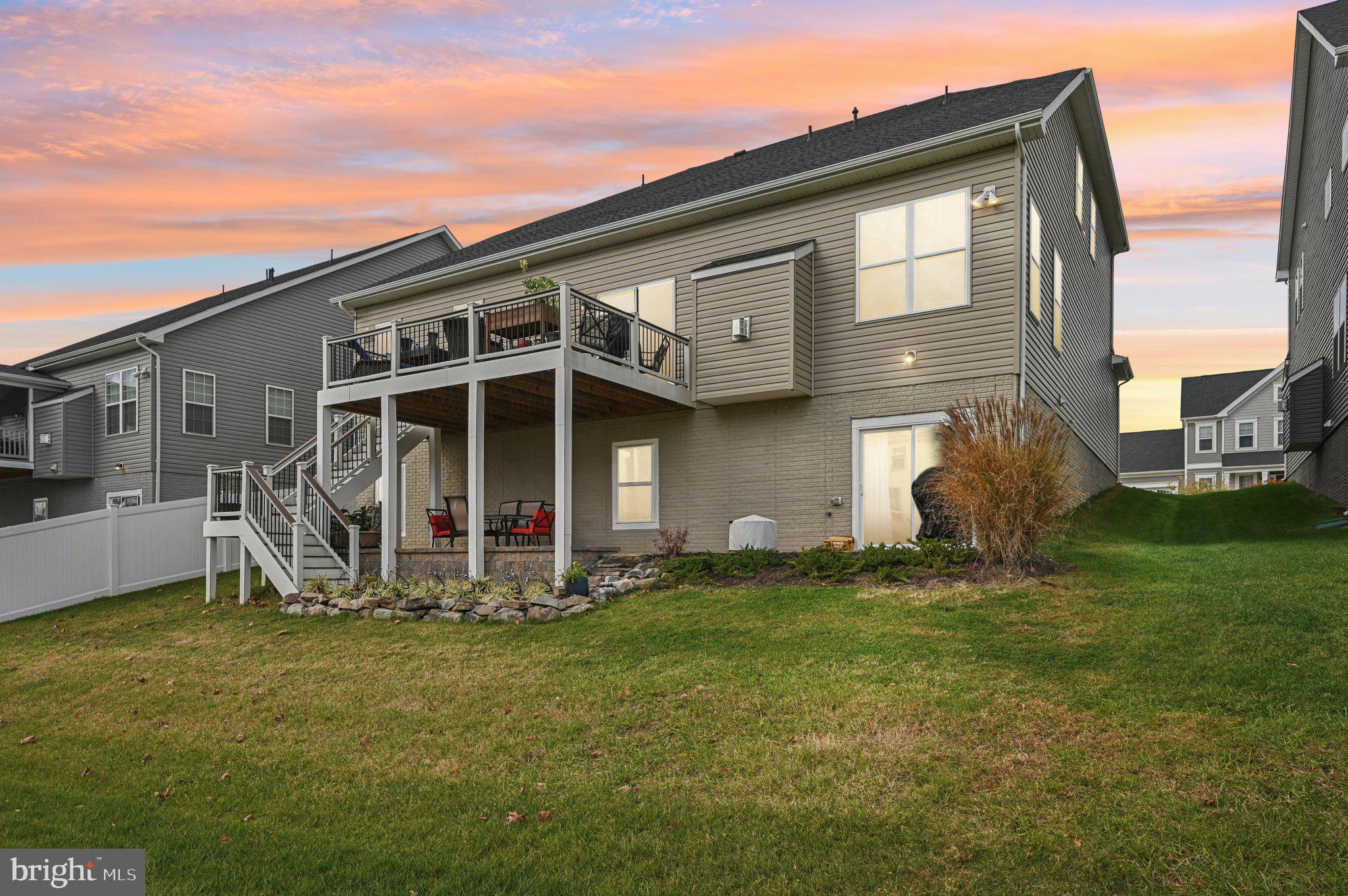 SANCTUARY AT SOUTH RIVER - Residential