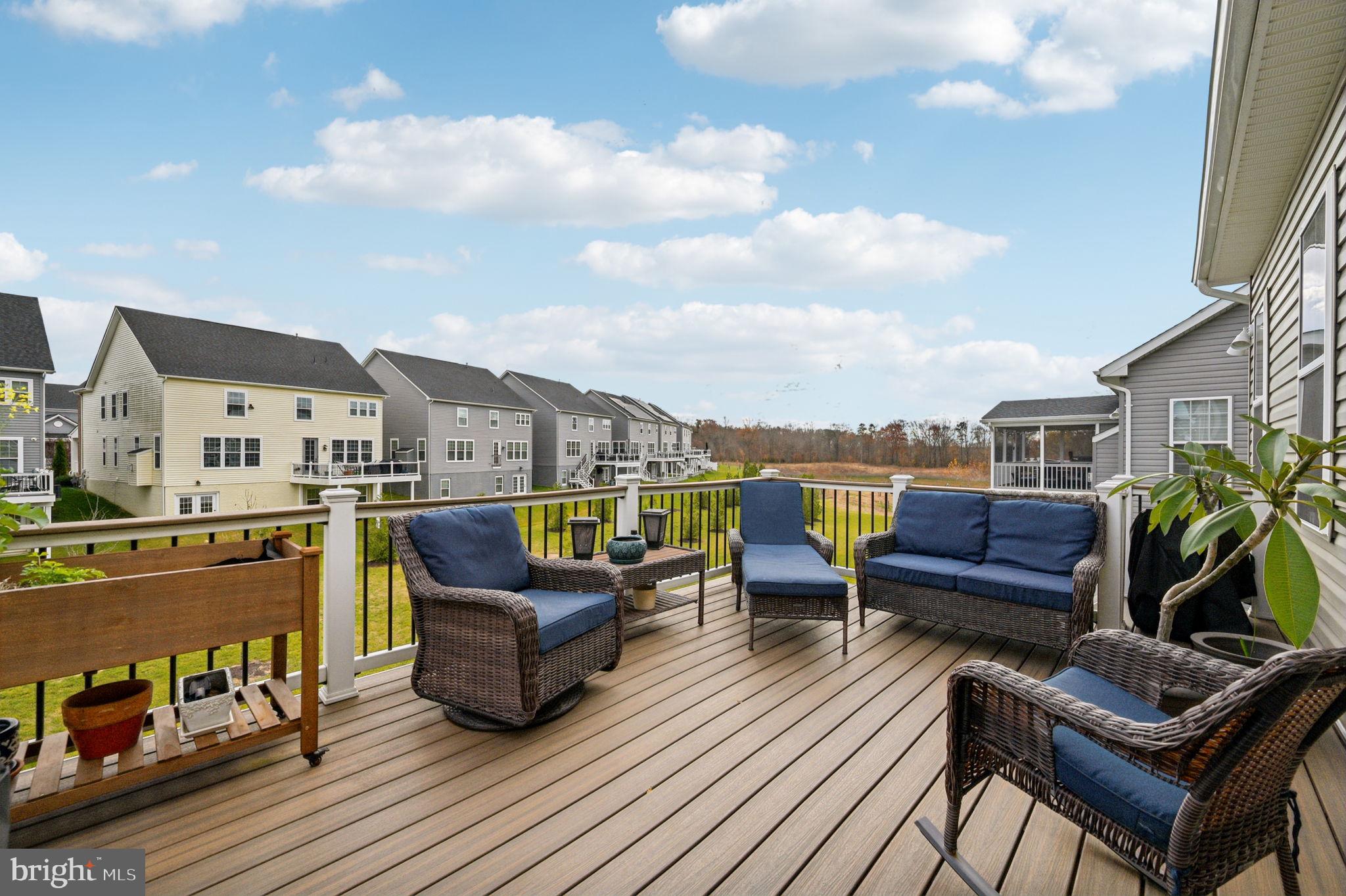 SANCTUARY AT SOUTH RIVER - Residential