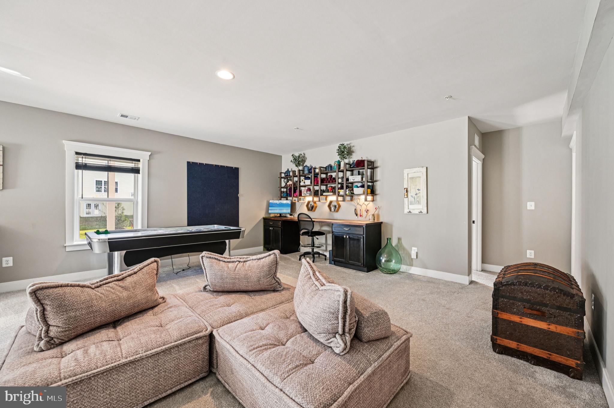 SANCTUARY AT SOUTH RIVER - Residential