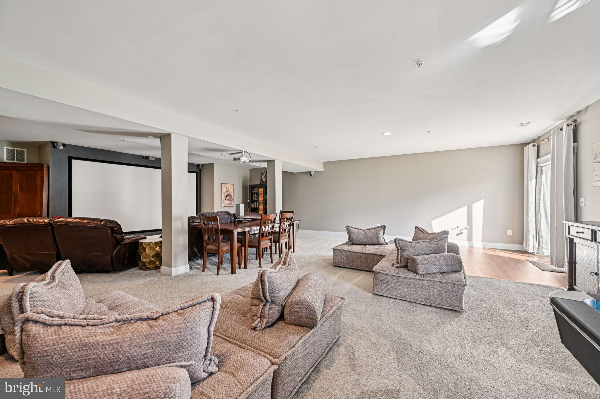 SANCTUARY AT SOUTH RIVER - Residential