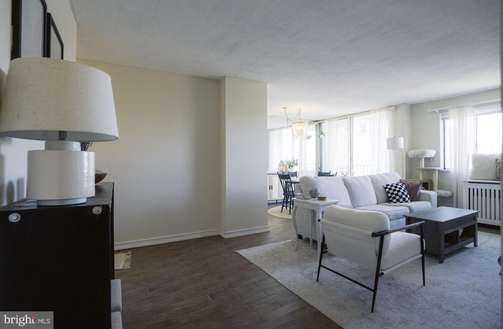 HUNTING CREEK CLUB CONDOMINIUMS - Residential