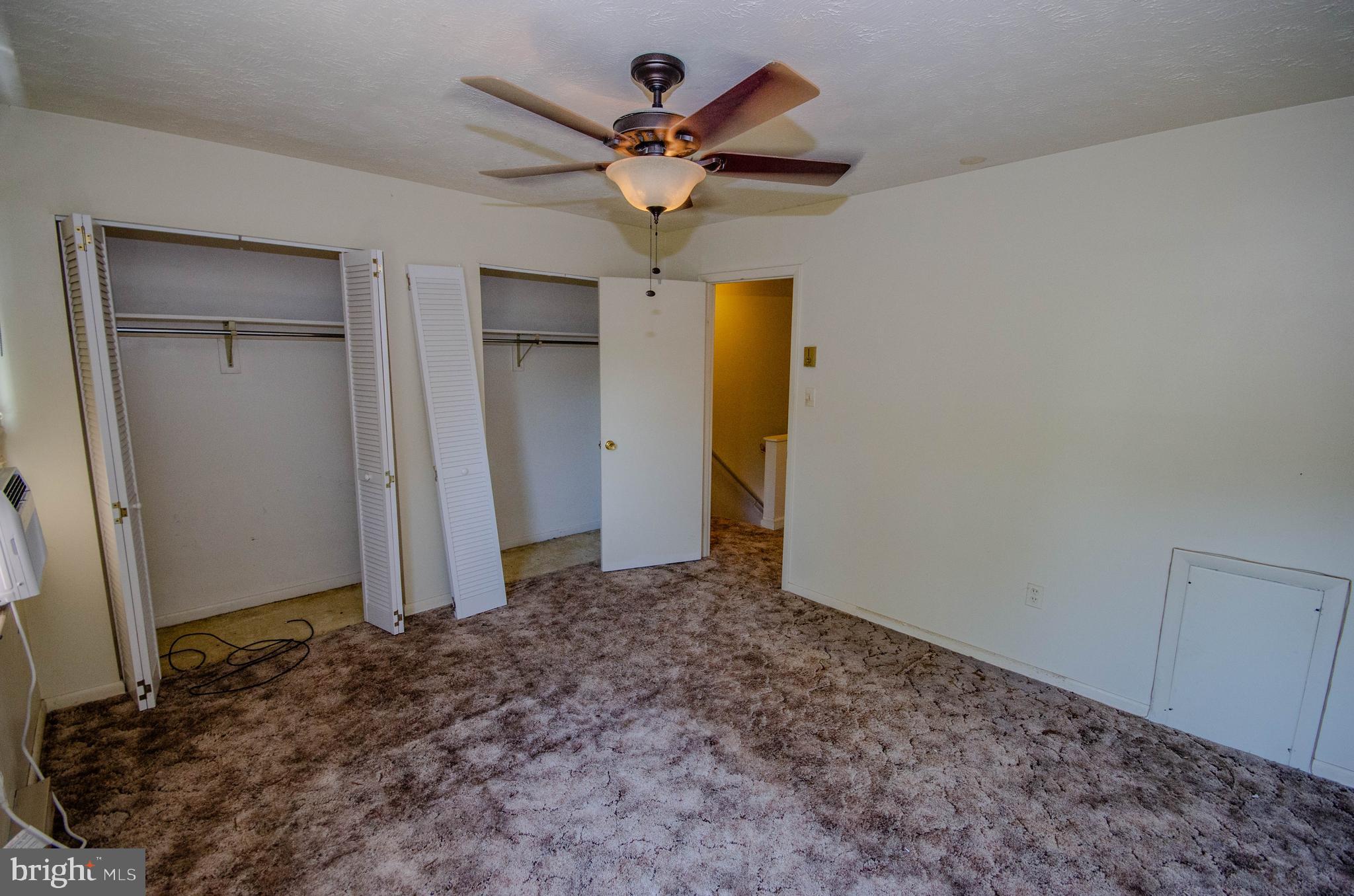 HOFFMAN HEIGHTS - Residential