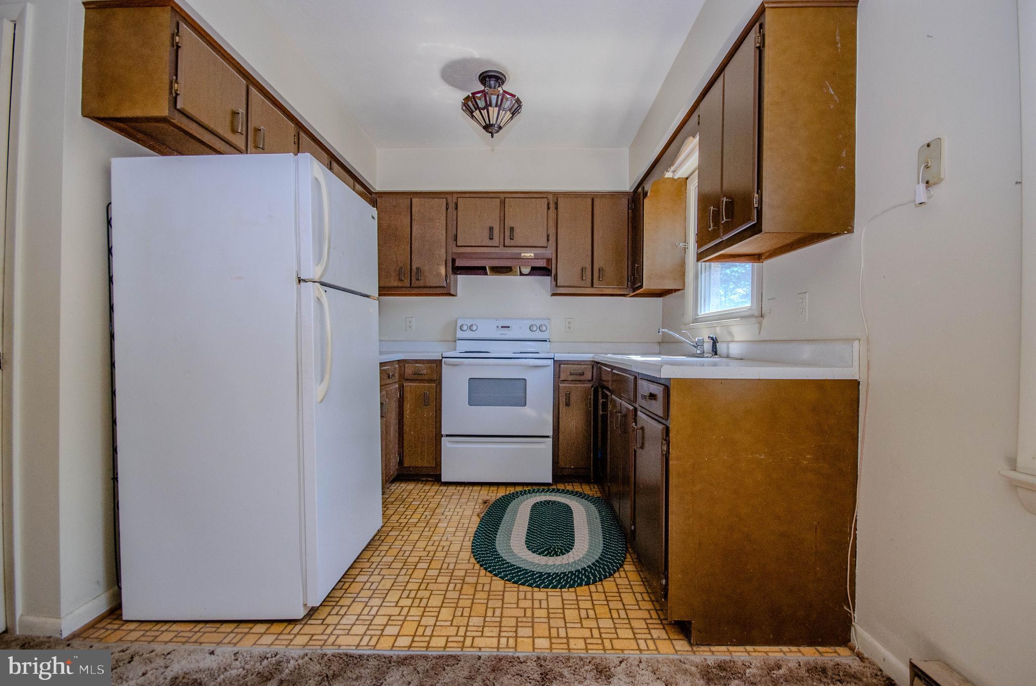 HOFFMAN HEIGHTS - Residential