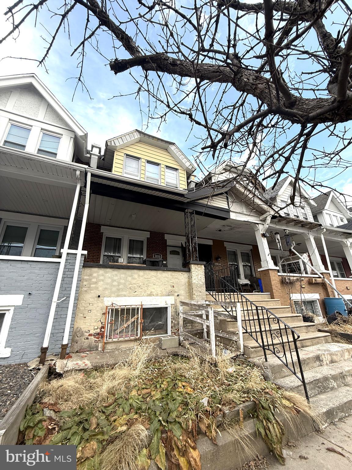 5815 CATHARINE STREET APT B (2ND FLOOR)