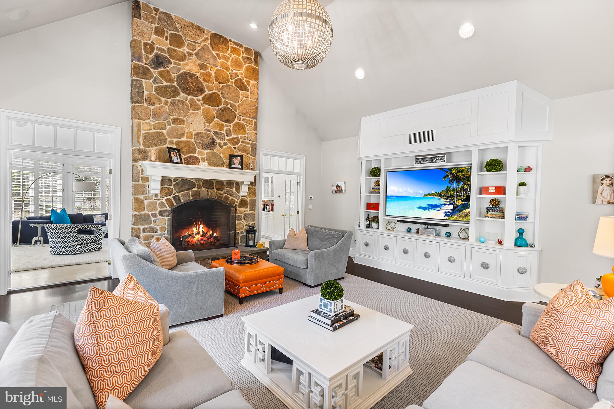 LEOPARD FARMS - Residential