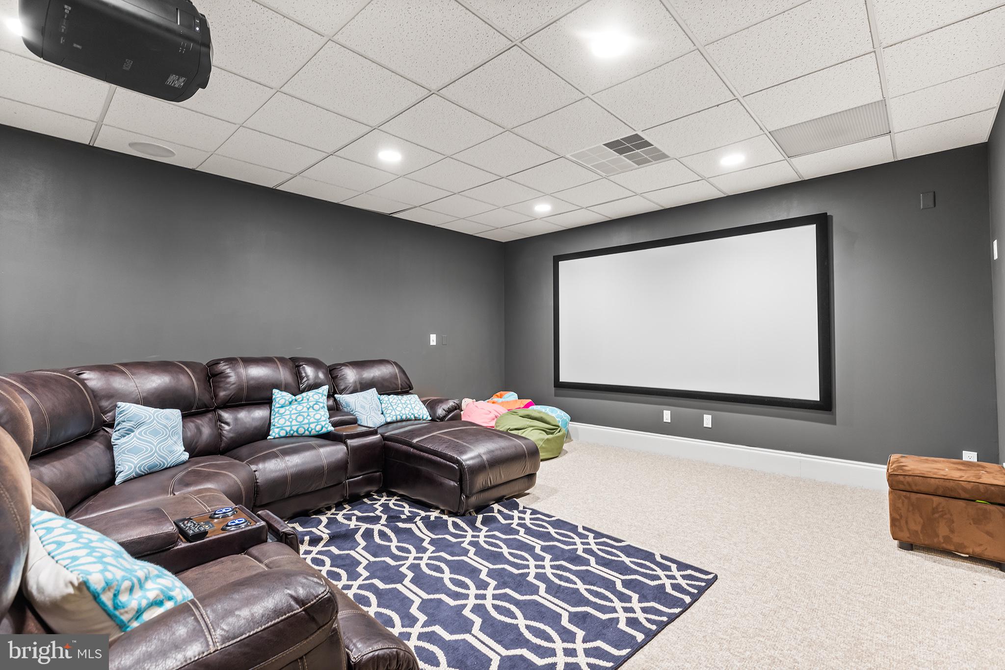 LEOPARD FARMS - Residential