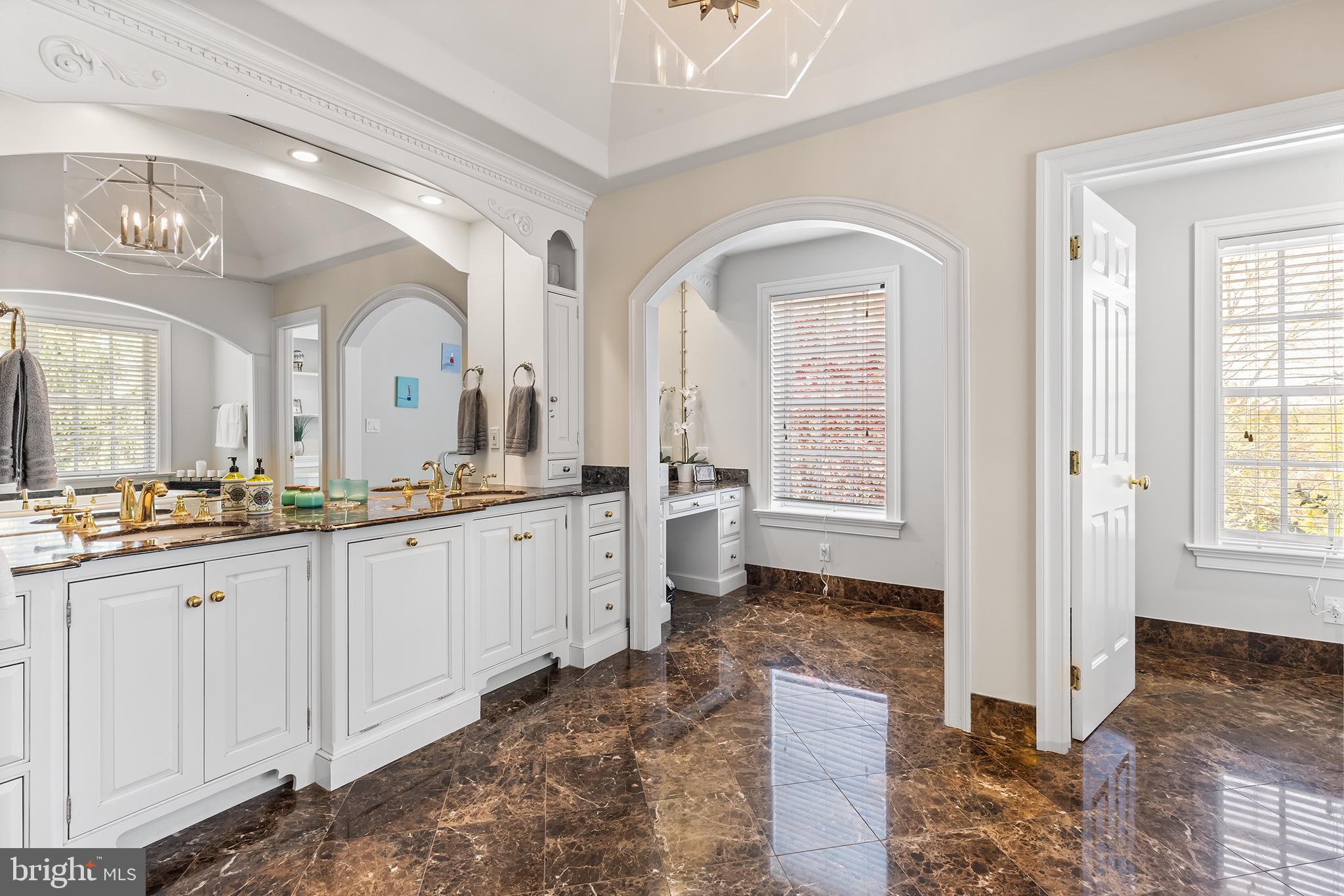 LEOPARD FARMS - Residential