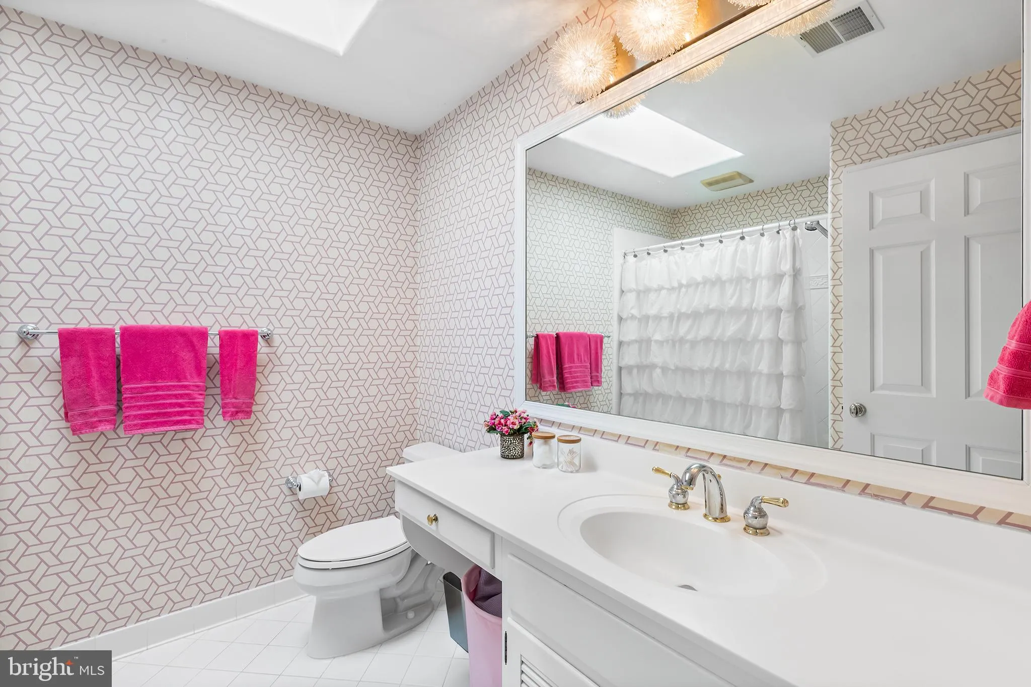 Berwyn, Pennsylvania 19312, United States, 5 Bedrooms Bedrooms, ,7 BathroomsBathrooms,Residential,Active,172264