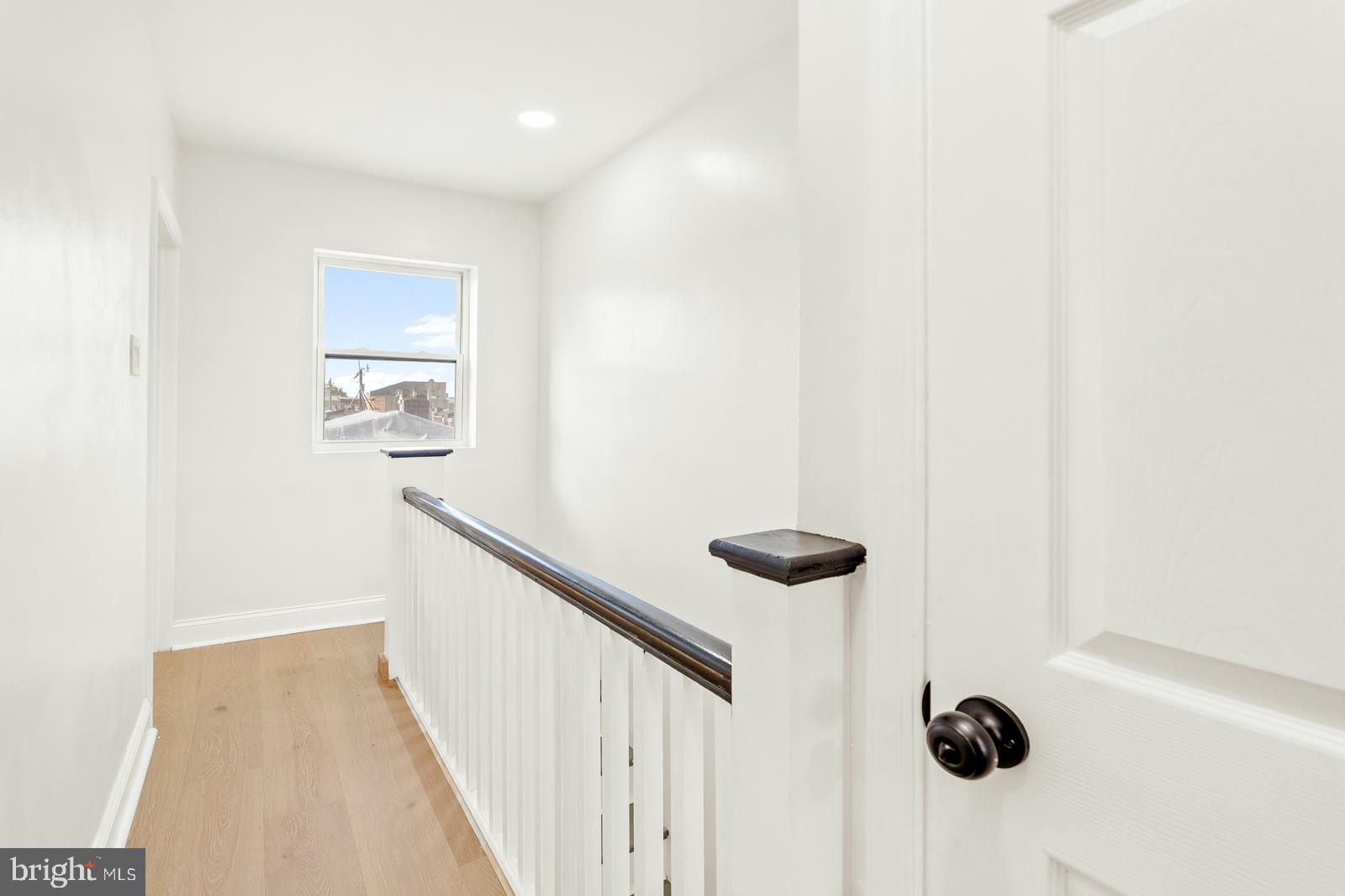 DICKINSON NARROWS - Residential