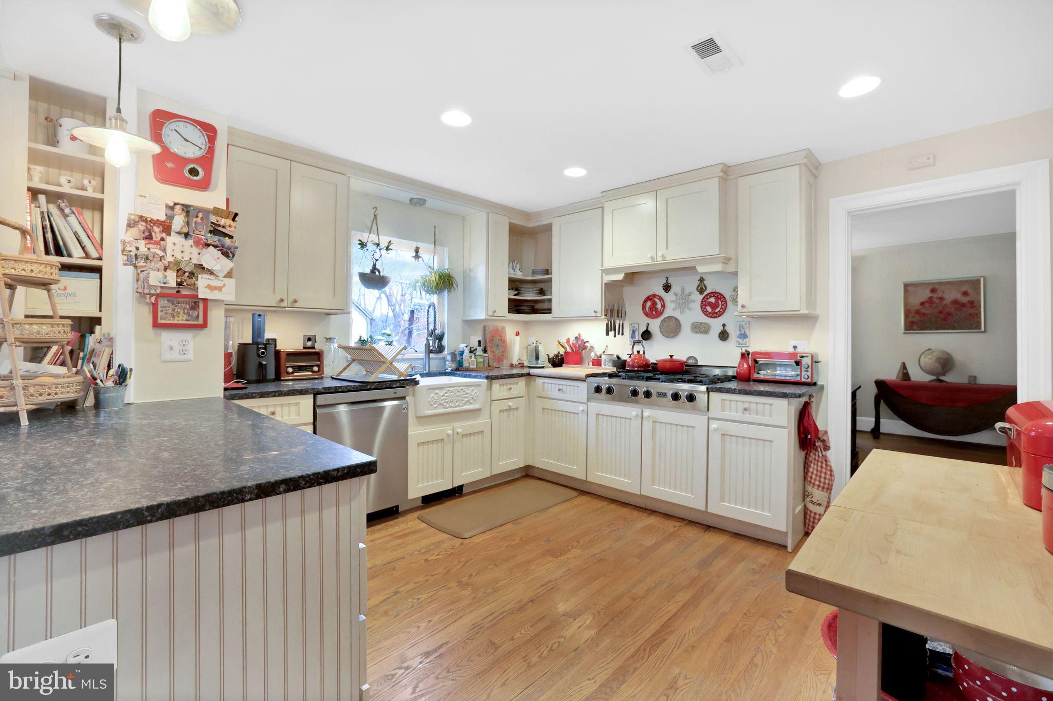 WOODHAVEN - Residential