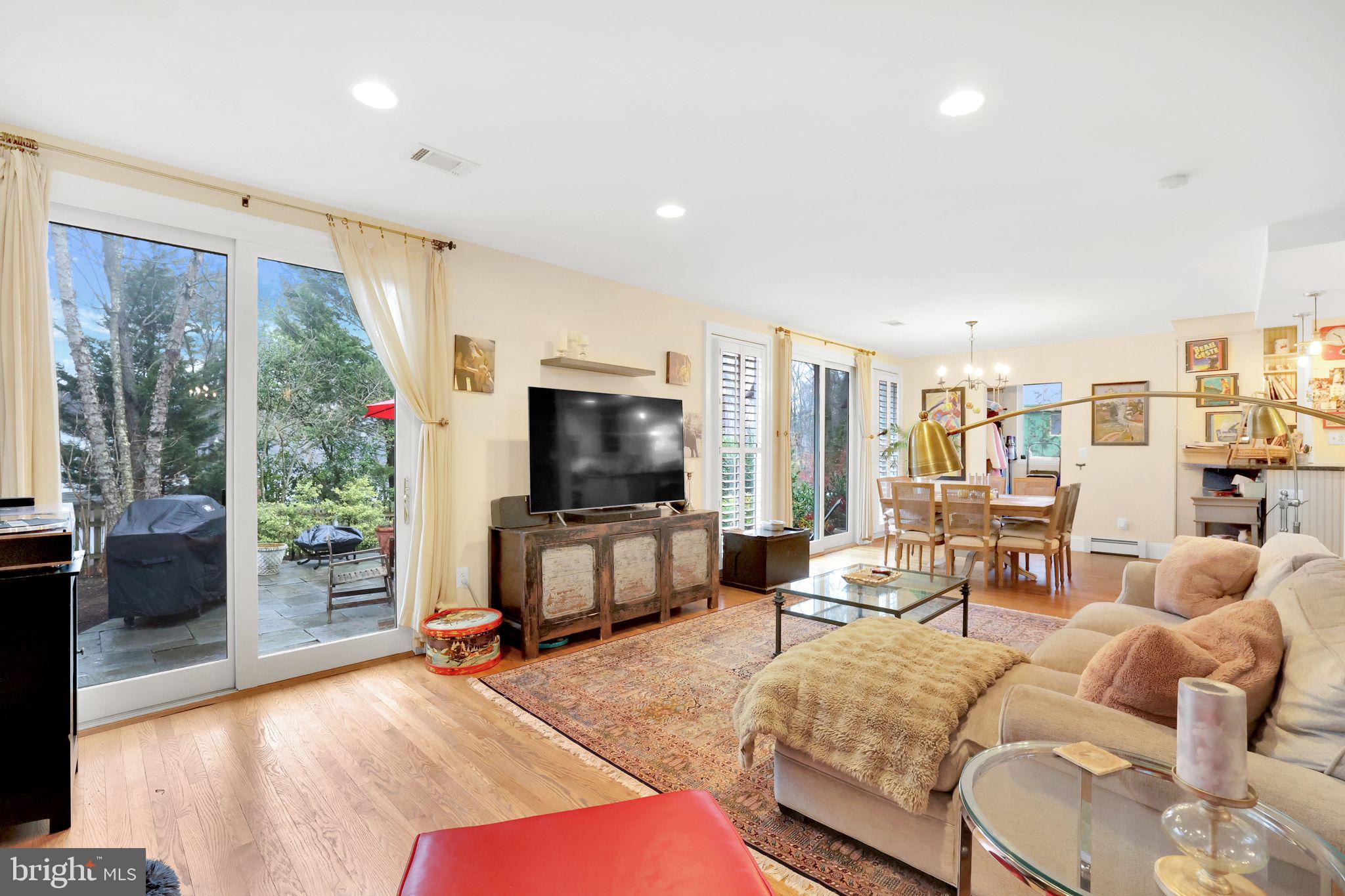 WOODHAVEN - Residential