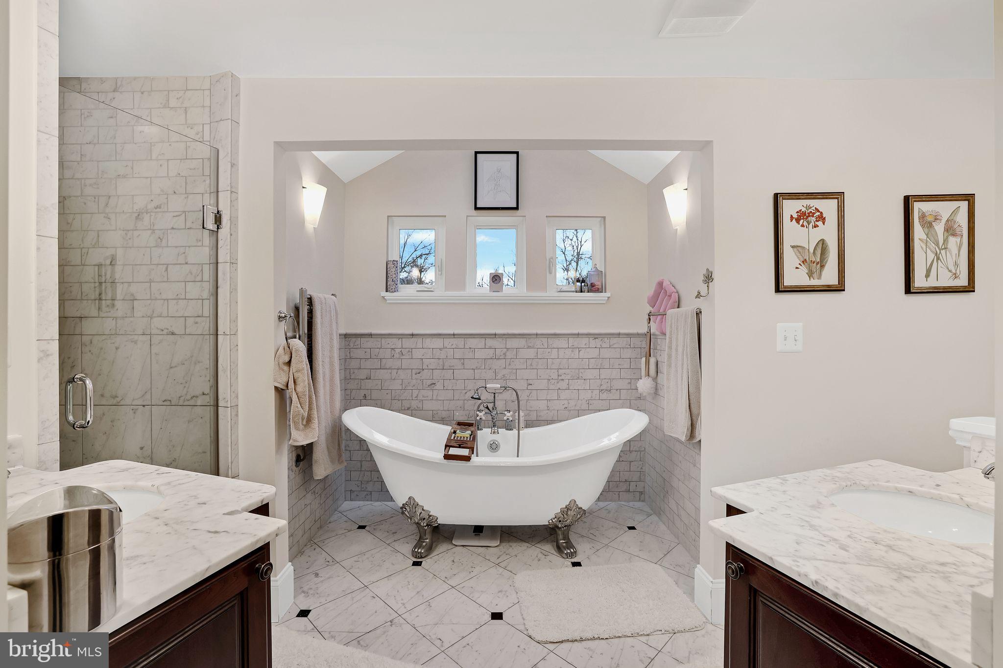 WOODHAVEN - Residential