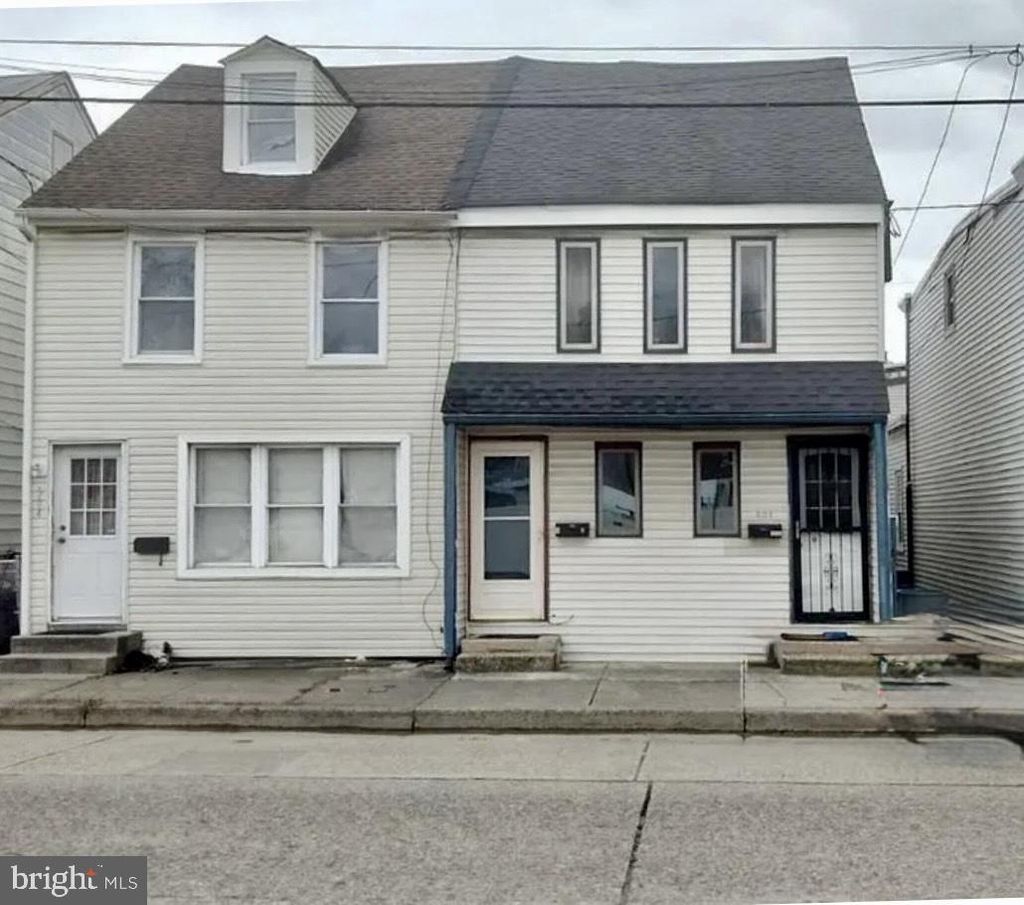 Photo of 302 Jersey Avenue, GLOUCESTER CITY, NJ 08030 (MLS # NJCD2109536)