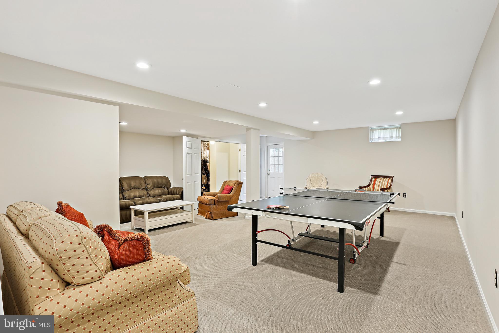 BLENVIEW - Residential