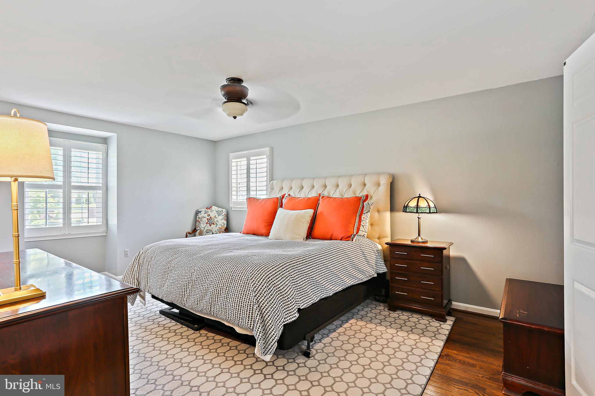 BLENVIEW - Residential