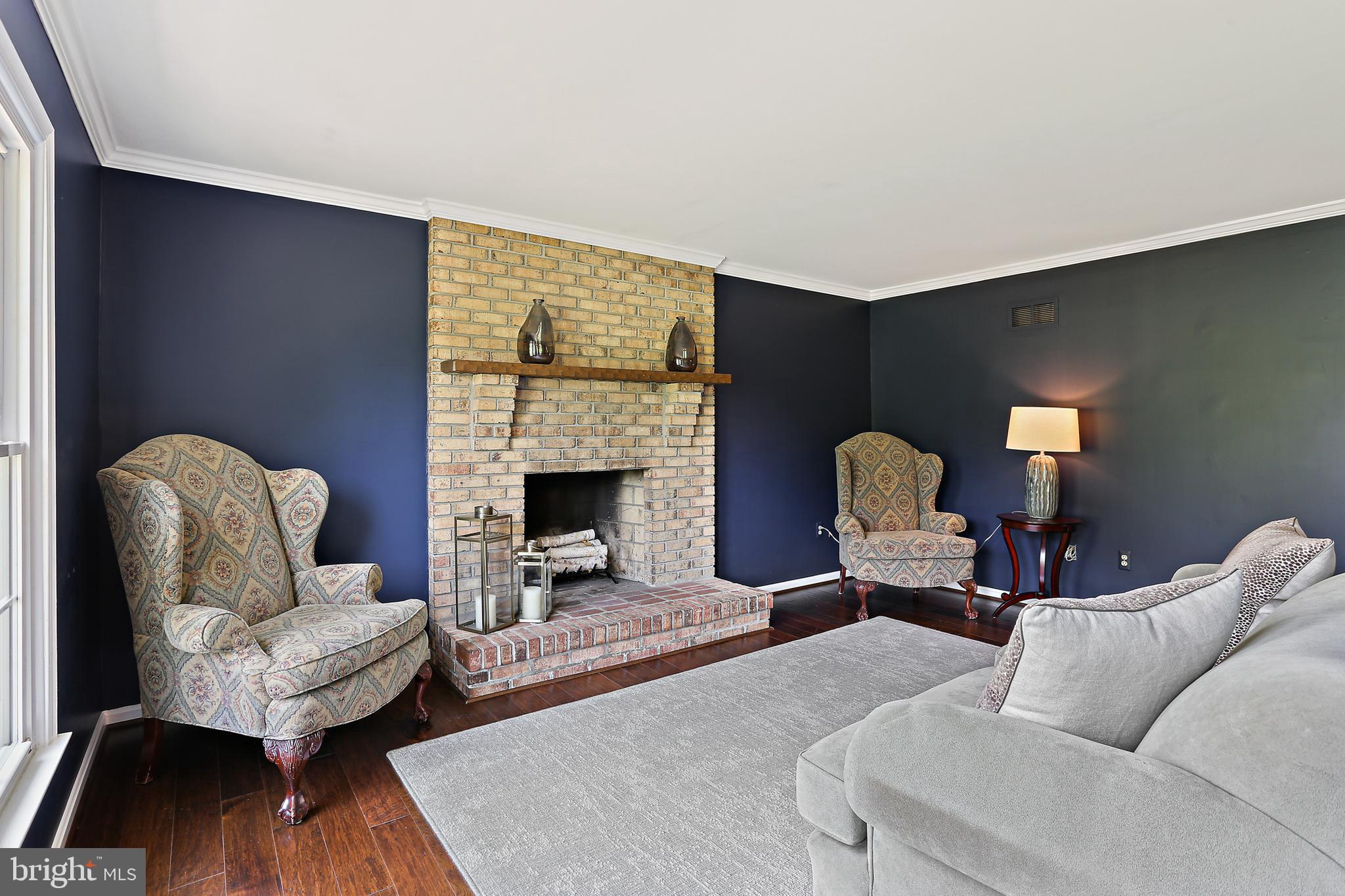 BLENVIEW - Residential