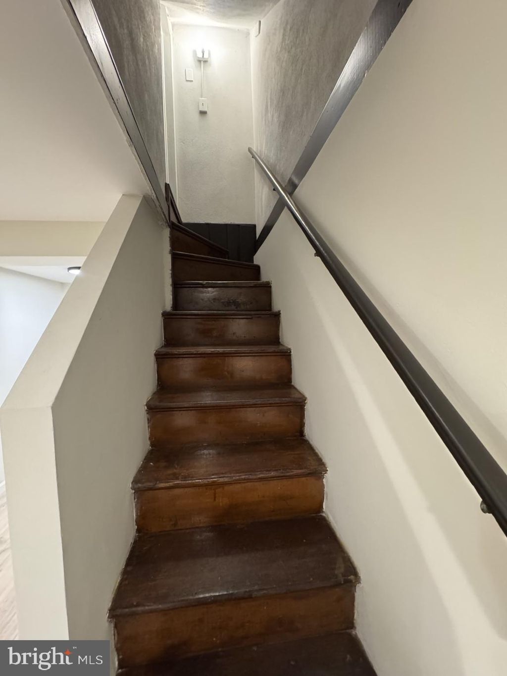 listing image 50