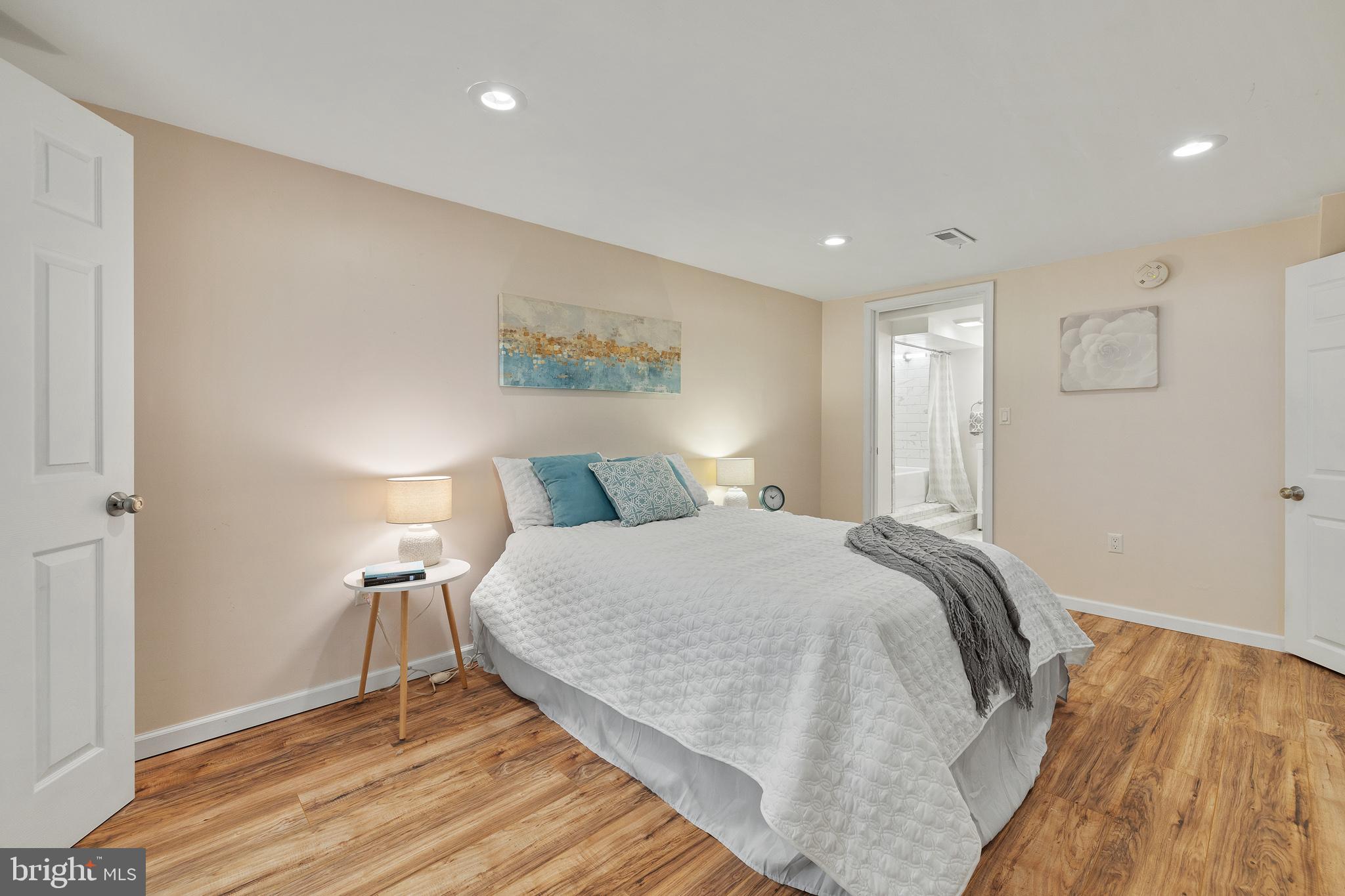 PARKVIEW - Residential