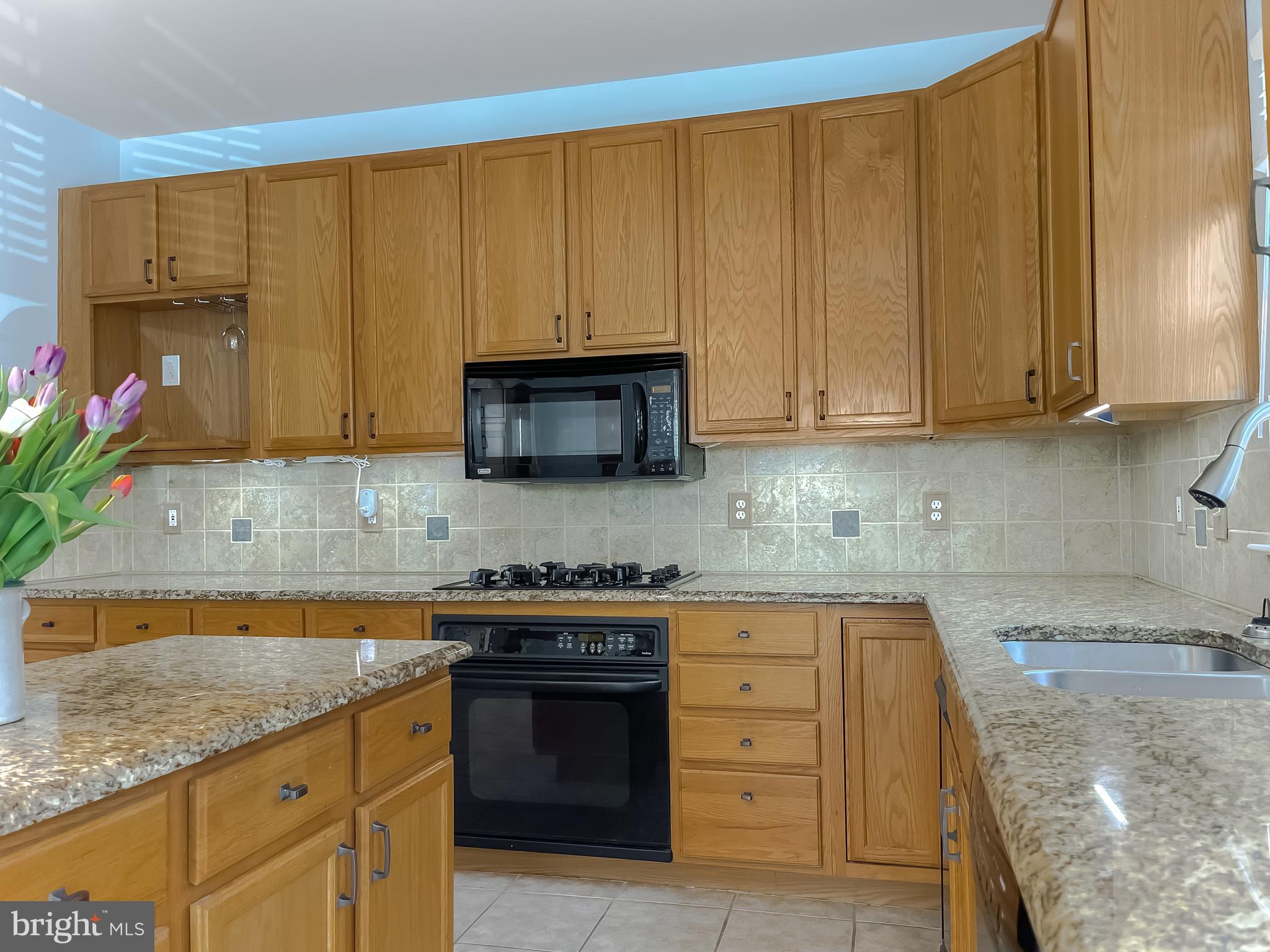 SOLOMONS LANDING - Residential Lease