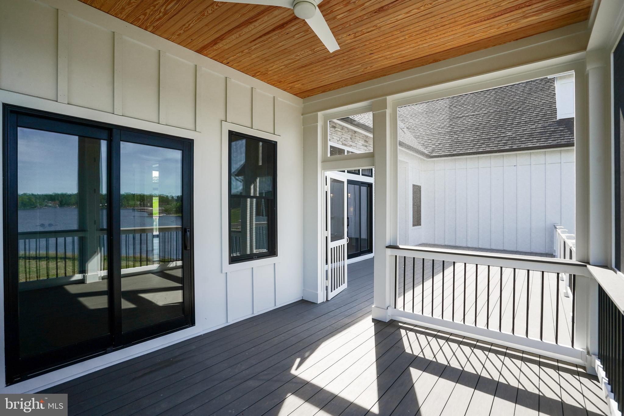 ROCK ISLAND LANDING - Residential