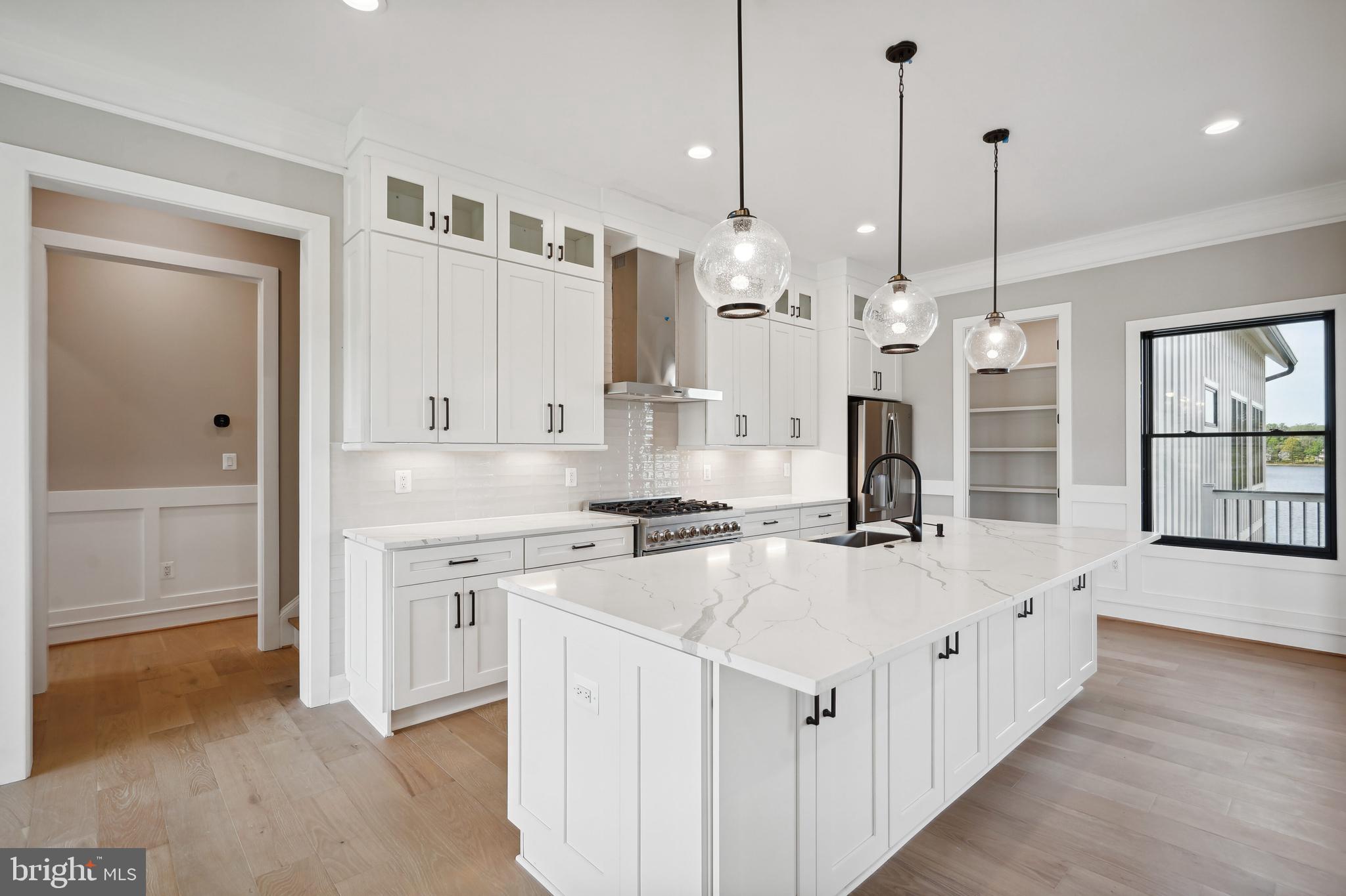 ROCK ISLAND LANDING - Residential