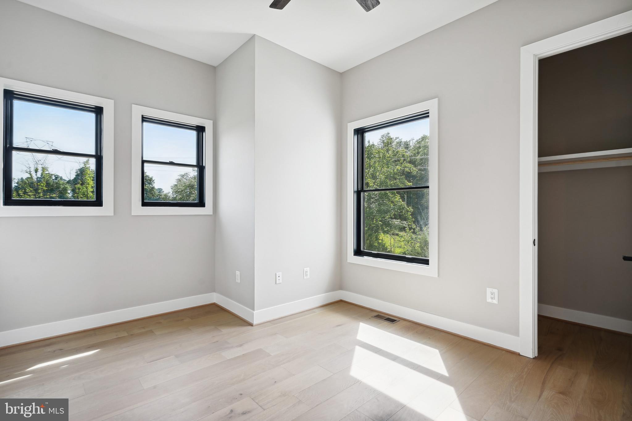 ROCK ISLAND LANDING - Residential