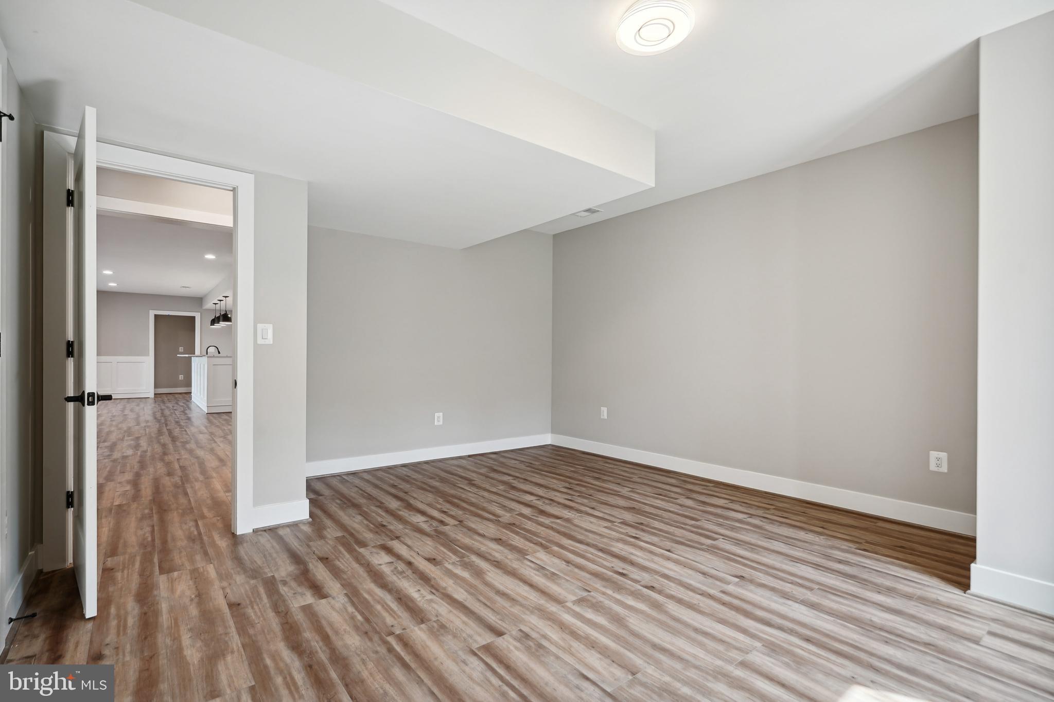 ROCK ISLAND LANDING - Residential