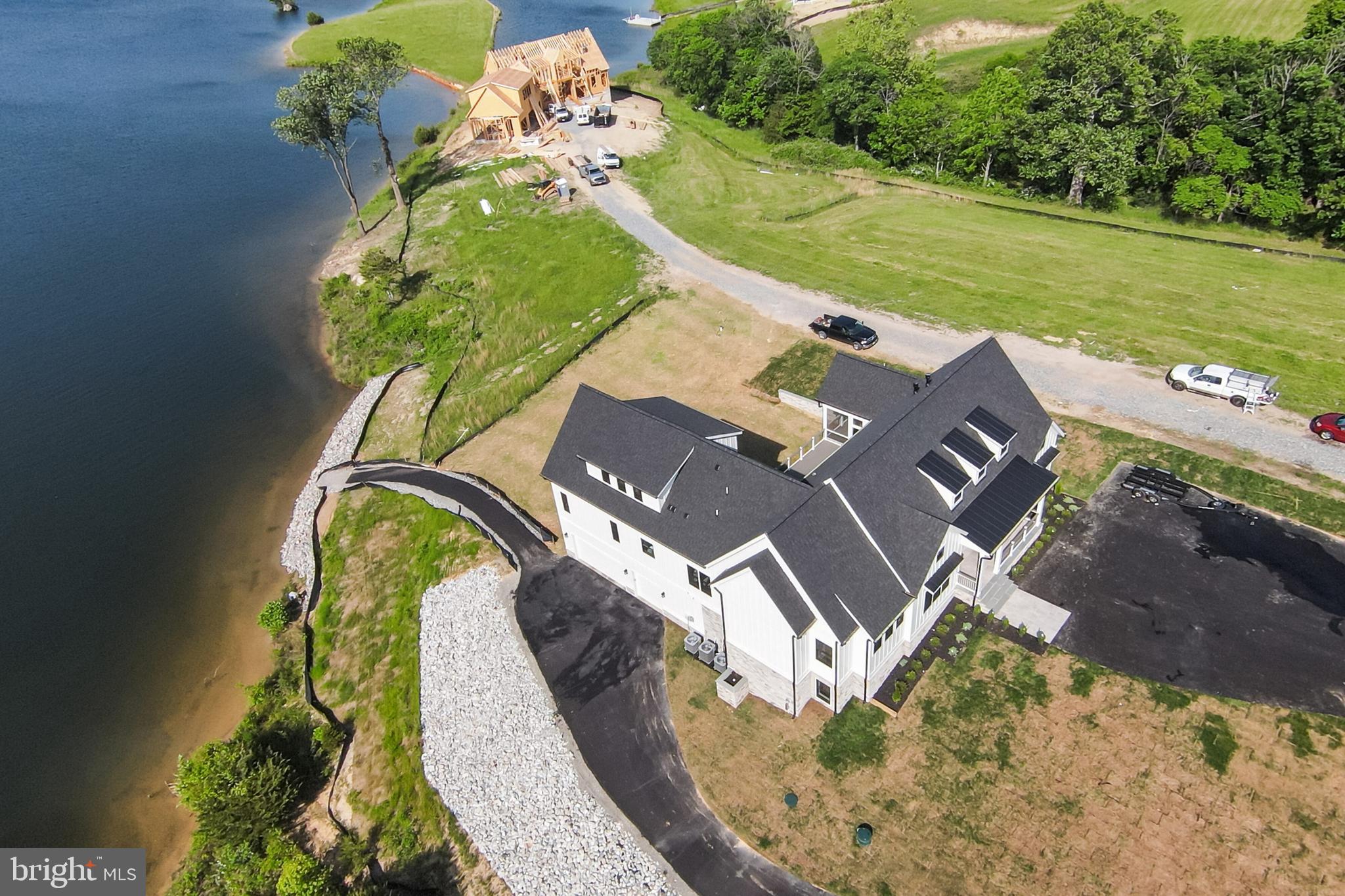 ROCK ISLAND LANDING - Residential