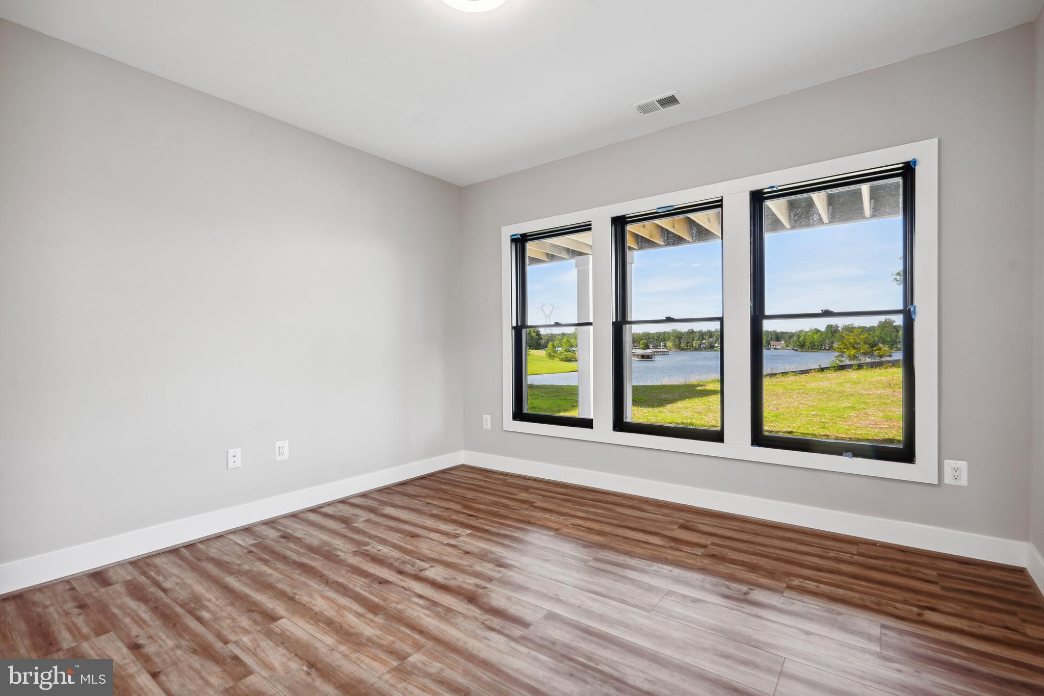 ROCK ISLAND LANDING - Residential