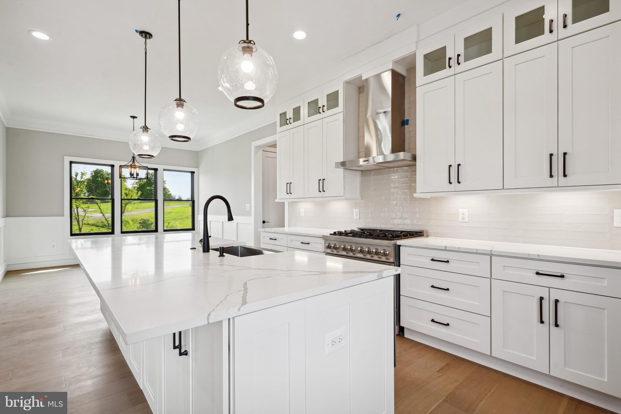 ROCK ISLAND LANDING - Residential