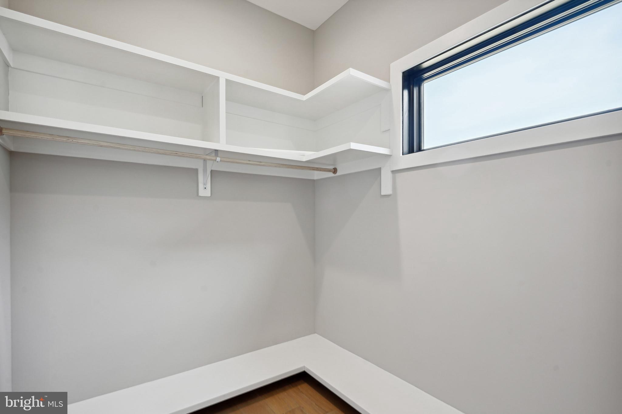 ROCK ISLAND LANDING - Residential