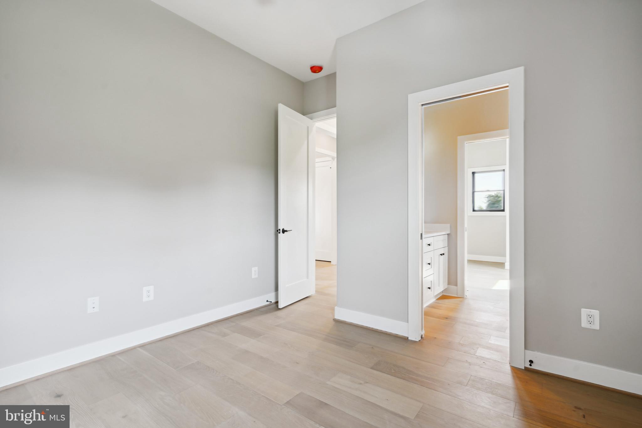 ROCK ISLAND LANDING - Residential